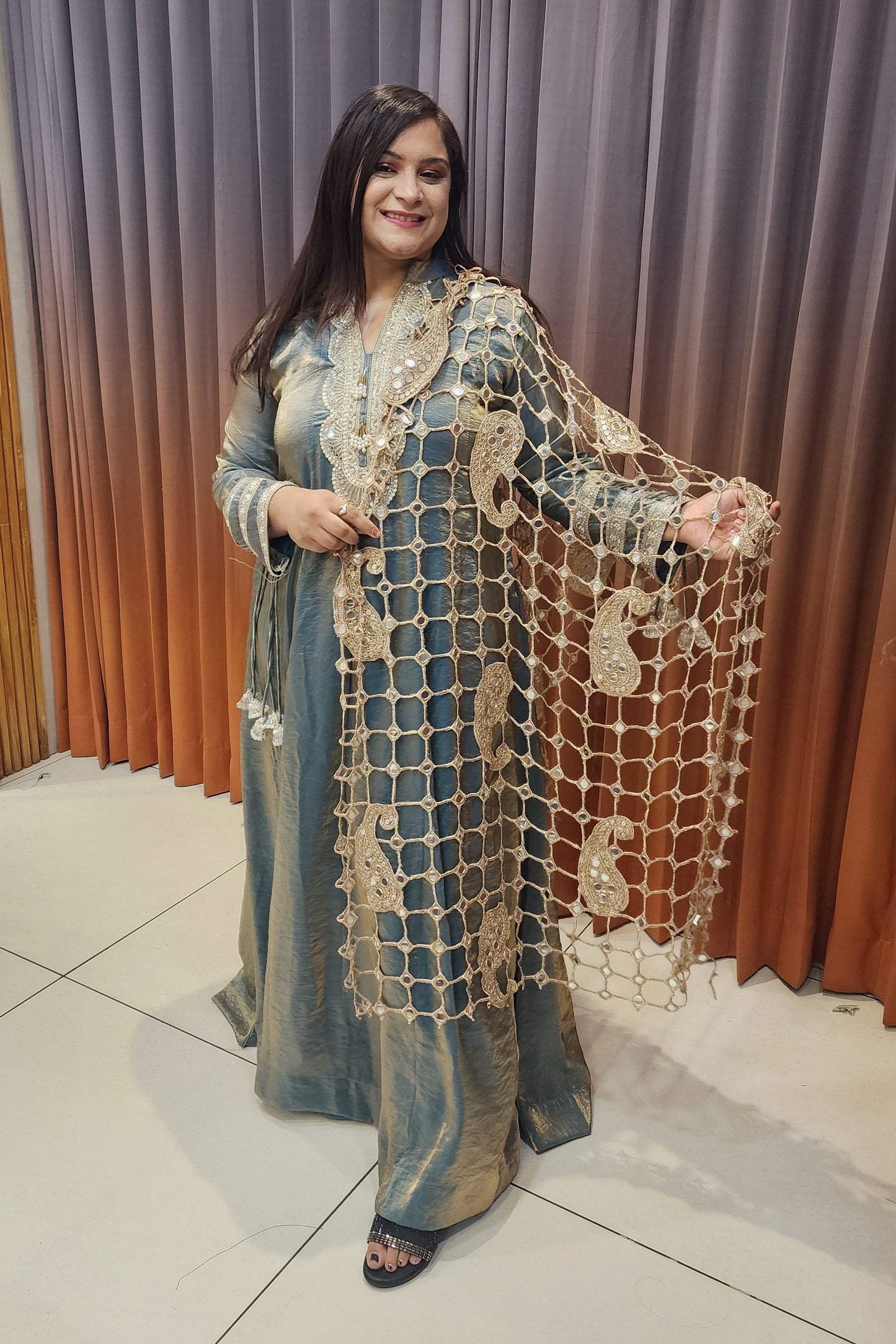 ANARKALI POSHIDA (15505)