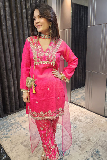 HENDWORK LOVER (KURTI 3 PIC) (15486)