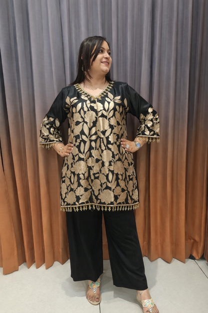 BLACK & GOLD (15528)